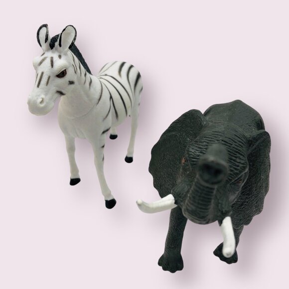 Lot of 5 Rubber Zoo Animals Lion Tiger Giraffe Zebra Elephant Homeschool - Picture 4 of 6